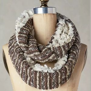 Faux fur infinity scarves, white & black